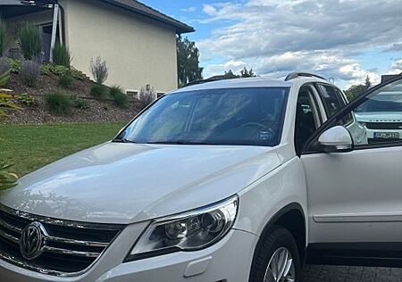 VW Tiguan Volkswagen 2.0 TDI 125kW 4MOTION Track & Field T...