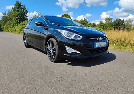 Hyundai i40 cw 1.7 CRDi FIFA World Cup ED. Silv. 100...