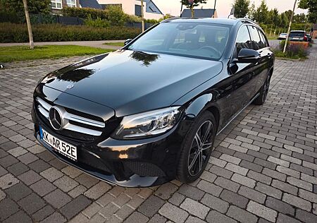 Mercedes-Benz C 300 de T Autom. - LED Scheinwerfer AHK