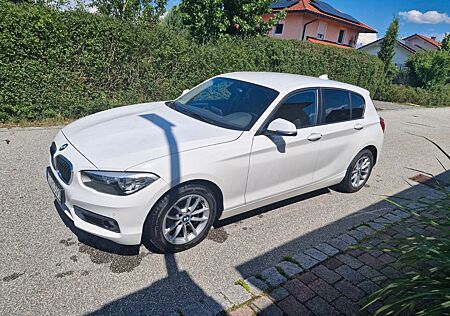 BMW 116i Advantage, Navi, SHZ, PDC, Tempo **TOP**