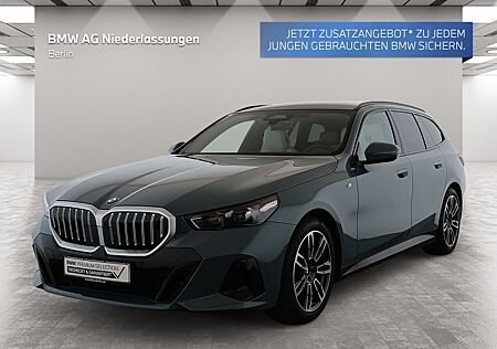 BMW 520d xDrive Tour. M Sport AHK Driv.Assist+ Pano.