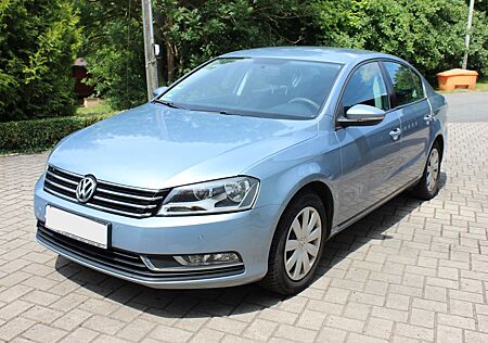 VW Passat Volkswagen 1.6 TDI BlueMotion, HU 1/27