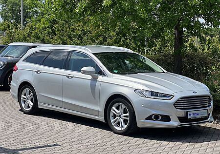Ford Mondeo Turnier Titanium / LED / Kamera / 1-Hand