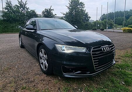 Audi A6 3.0 TDI 200kW quattro S tronic - 2 × S line