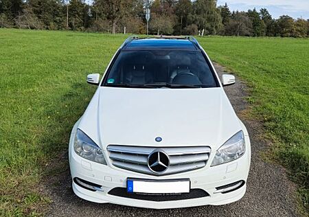 Mercedes-Benz C 250 T CDI BE AVANTGARDE Sportpaket AMG COMAND