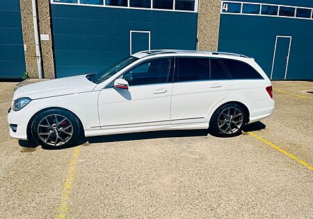 Mercedes-Benz C 220 CDI 4MATIC T AVANTGARDE Autom. AVANTGARDE