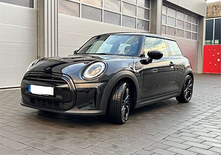 Mini Cooper All Black +++ NEXT GARANTIE BIS 2028