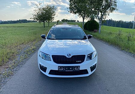 Skoda Octavia 2.0 TDI RS Combi RS