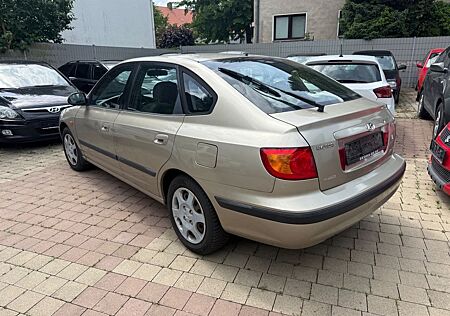 Hyundai Elantra 1.6 GLS KLIMA LEDER SITZE SITZHEIZUNG