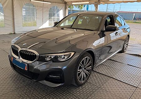 BMW 320 Baureihe 3 Lim. i M Sport