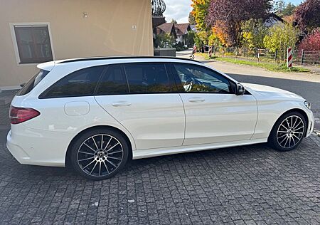 Mercedes-Benz C 300 d T Autom. -AMG Line-AHK-Ambiente Beleucht