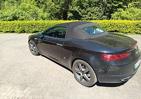 Alfa Romeo Spider 1.8 TBi 16V -