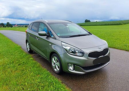 Kia Carens 1.7 CRDi