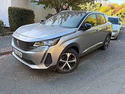Peugeot 3008 BlueHDi 130 EAT8 Allure Allure