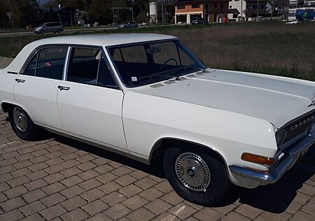 Opel Admiral A KAD Baujahr 1967 Modell 1966 Oldtimer