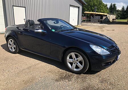 Mercedes-Benz SLK 200 KOMPRESSOR - alle Extras