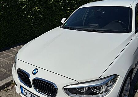 BMW 120i Advantage A Advantage