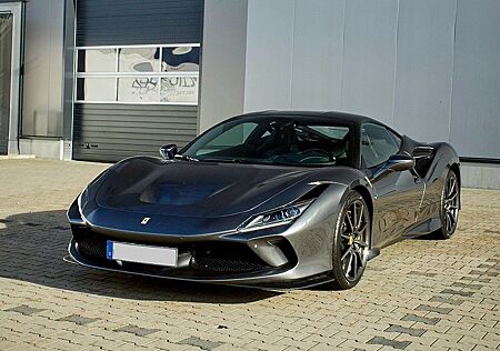 Ferrari F8 Tributo Coupé Carbon Wheel Lift Camera JBL