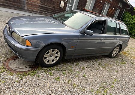 BMW 525d e39 Touring