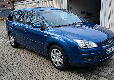 Ford Focus 1,8 Style Style