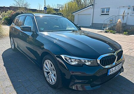 BMW 318d Touring Sport Line