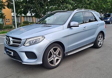 Mercedes-Benz GLE 350 d 4MATIC -AMG Line, DVD Bildschirme