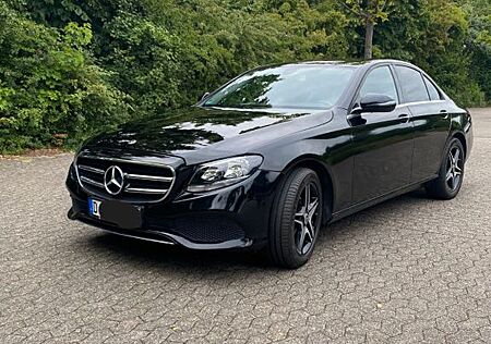 Mercedes-Benz E 200 d Autom. -9G