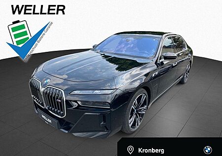 BMW M760e DAPro 360° B/W Massage 21" MultiSi