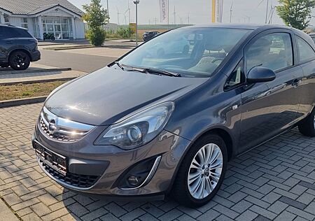 Opel Corsa D 1.4 Innovation *SITZH./SCHIEBED./PDC*