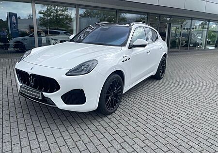 Maserati Grecale Modena/Panoramadach