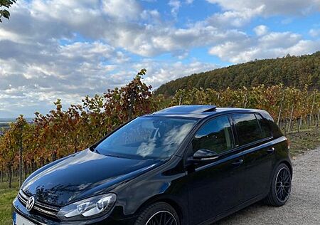 VW Golf Volkswagen 1.4 TSI 90 kW Style