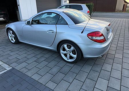 Mercedes-Benz SLK 200 KOMPRESSOR -