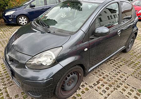 Toyota Aygo (X) Aygo AYGO Edition Klimaanlage Navi