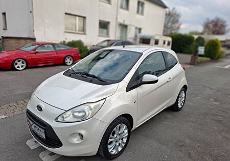 Ford Ka Titanium/TOPZUSTAND/TÜV:NEU/1HAND
