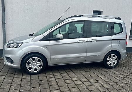Ford Tourneo Courier 1.0 EcoBoost Trend