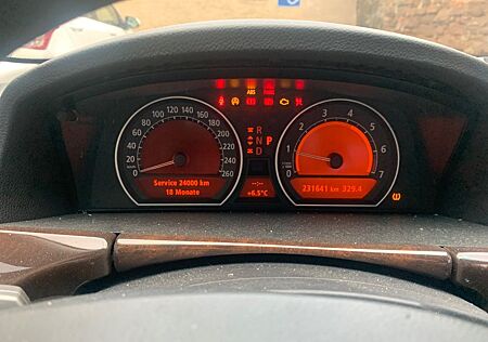 BMW 740i A -
