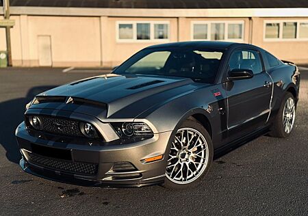 Ford Mustang Boss 302