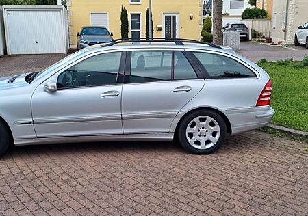 Mercedes-Benz C 220 CDI T ELEGANCE mit 116.682 KM