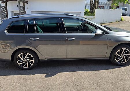 VW Golf Volkswagen 1.6 TDI Join Variant Join