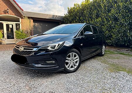Opel Astra ULTIMATE/200PS/Leder/8fach/Navi/Kam/Mass/VOLL