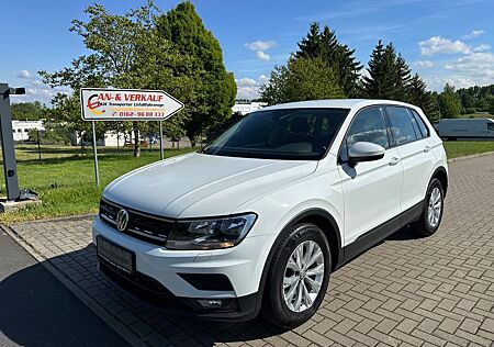 VW Tiguan Volkswagen 1.4 Benzin /Navi/Klimaaut/AHZV/TÜV NEU