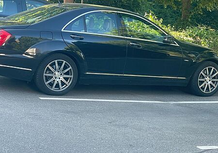 Mercedes-Benz S 350 BlueTEC -