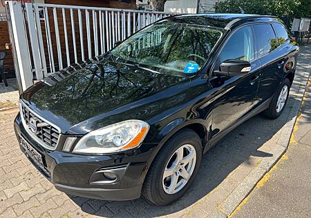 Volvo XC 60 XC60 2.4D DRIVe Kinetic