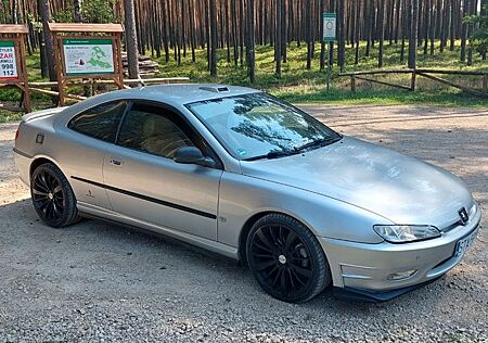 Peugeot 406 Coupe 135 2.0 2000
