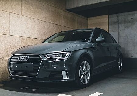 Audi A3 1.0 TFSI S tronic Sportback - nanograu metall