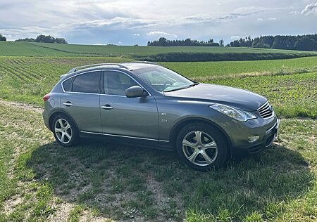 Infiniti QX50 3,0d GT, Schiebedach, Bose...