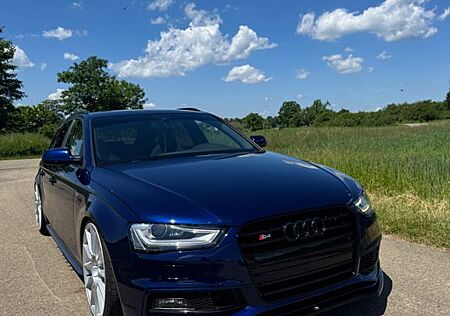 Audi S4 3.0 TFSI S tronic quattro Avant -