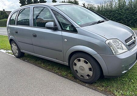 Opel Meriva 1.6 -
