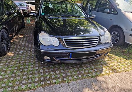 Mercedes-Benz C 200 CDI T AVANTGARDE