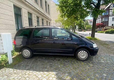 VW Sharan Volkswagen 1.9TDI 66kW Basis Basis